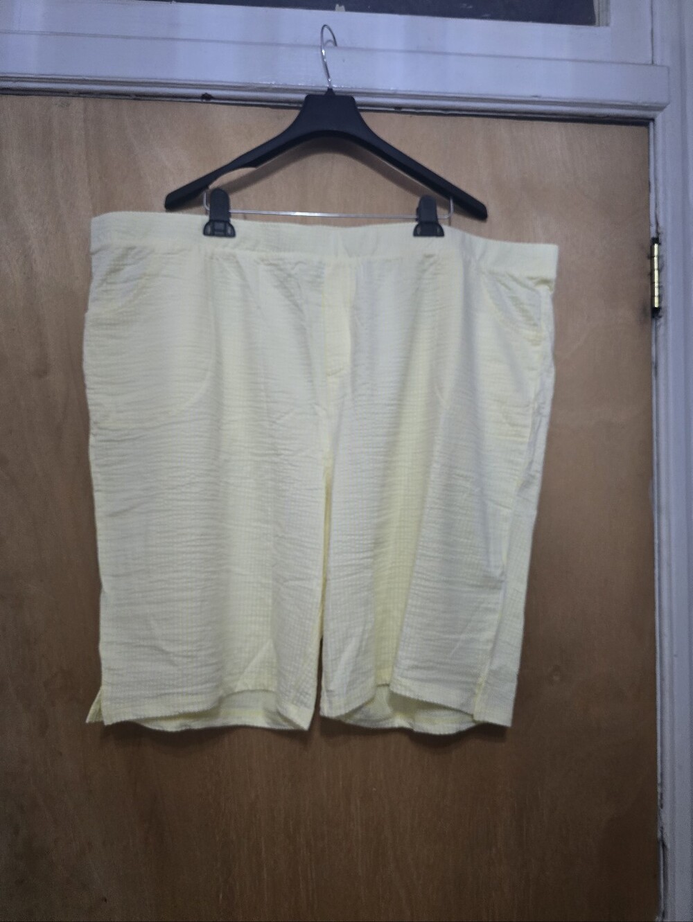 Quacker Factory Light Yellow Women’s Summer Shorts Size 3x